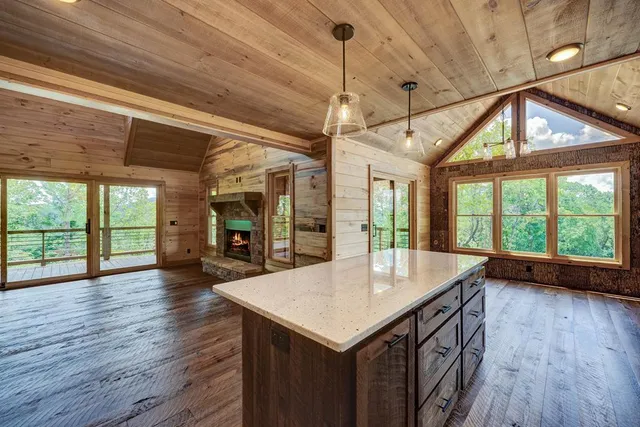 $1,199,000 | 291 Pine Pass Circle, Mineral Bluff, GA 30559