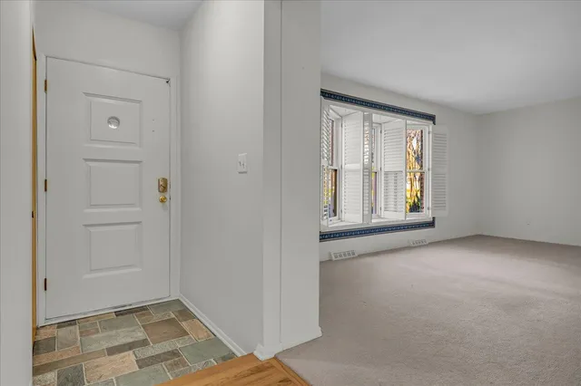 $415,000 | 384 Bellarmine Drive, Rochester, MI 48309