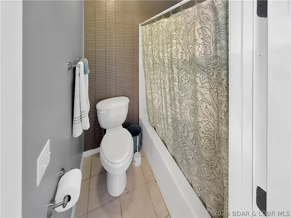 $259,900 | 182 Bluff Boulevard, Unit 5A, Camdenton, MO 65020