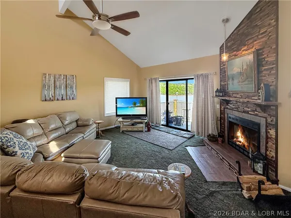 $259,900 | 182 Bluff Boulevard, Unit 5A, Camdenton, MO 65020