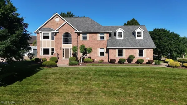 $525,000 | 2890 Carie Hill Circle Northwest, Massillon, OH 44646