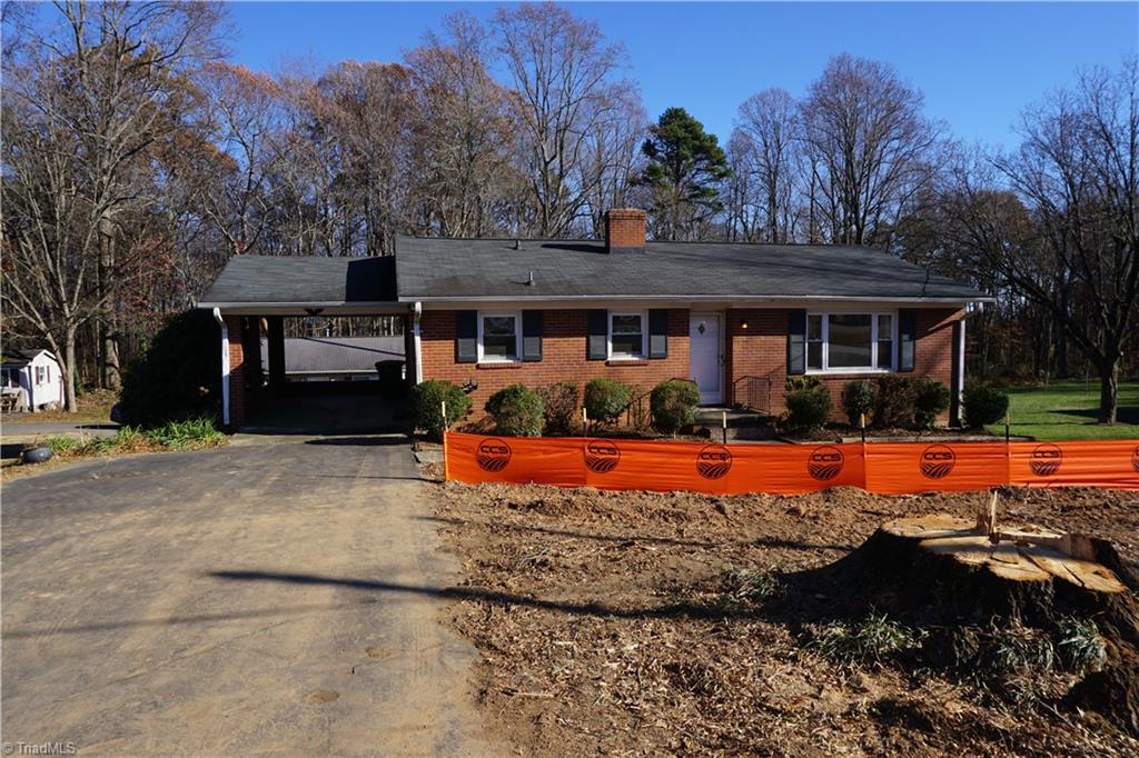 2475 Darrow Road Walkertown, NC 27051 - Photo 3 of 34 Gallery Image 3