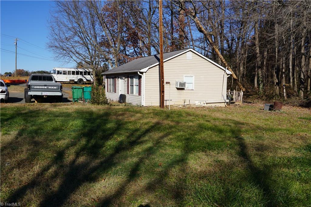 2475 Darrow Road Walkertown, NC 27051 - Photo 31 of 34 Gallery Image 31