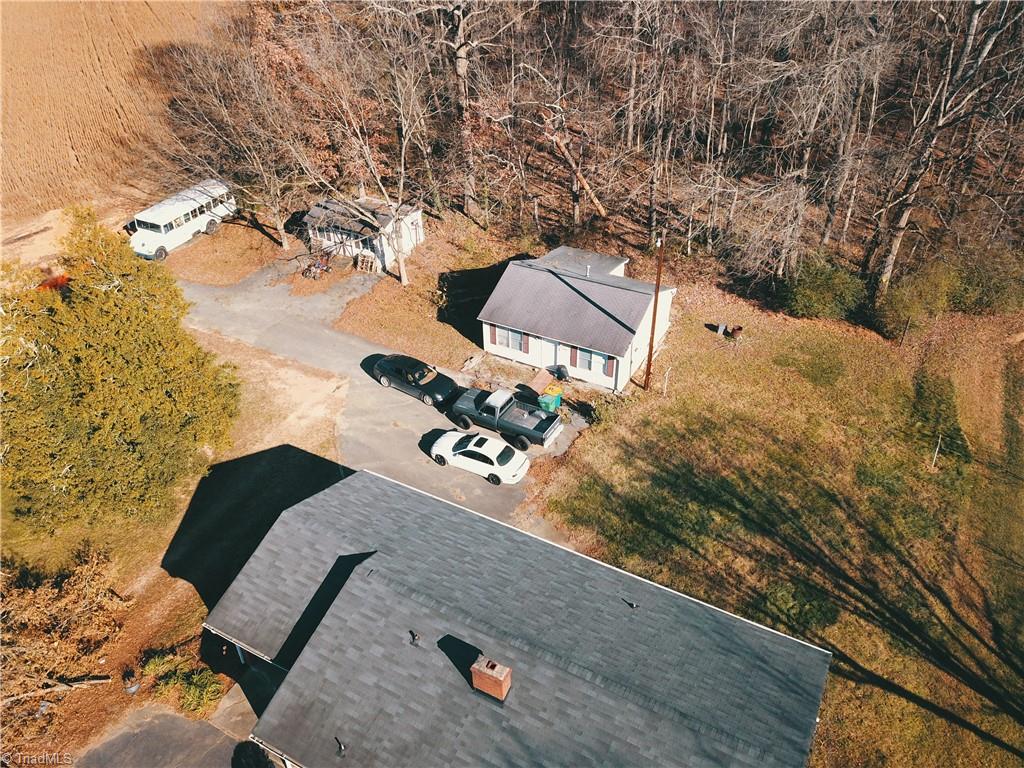 2475 Darrow Road Walkertown, NC 27051 - Photo 6 of 34 Gallery Image 6