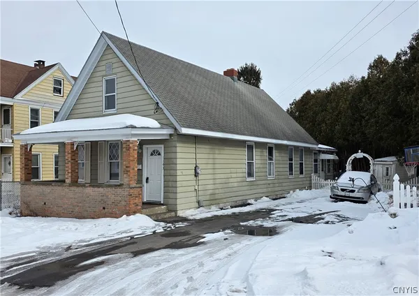 $180,000 | 1143 Mc Quade Avenue, Utica, NY 13501