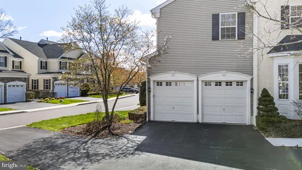 $698,000 | 24 Longview Lane, Newtown Square, PA 19073