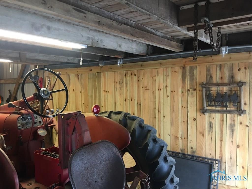 8664 Garden Road Maumee, OH 43537 - Photo 27 of 28 Gallery Image 27