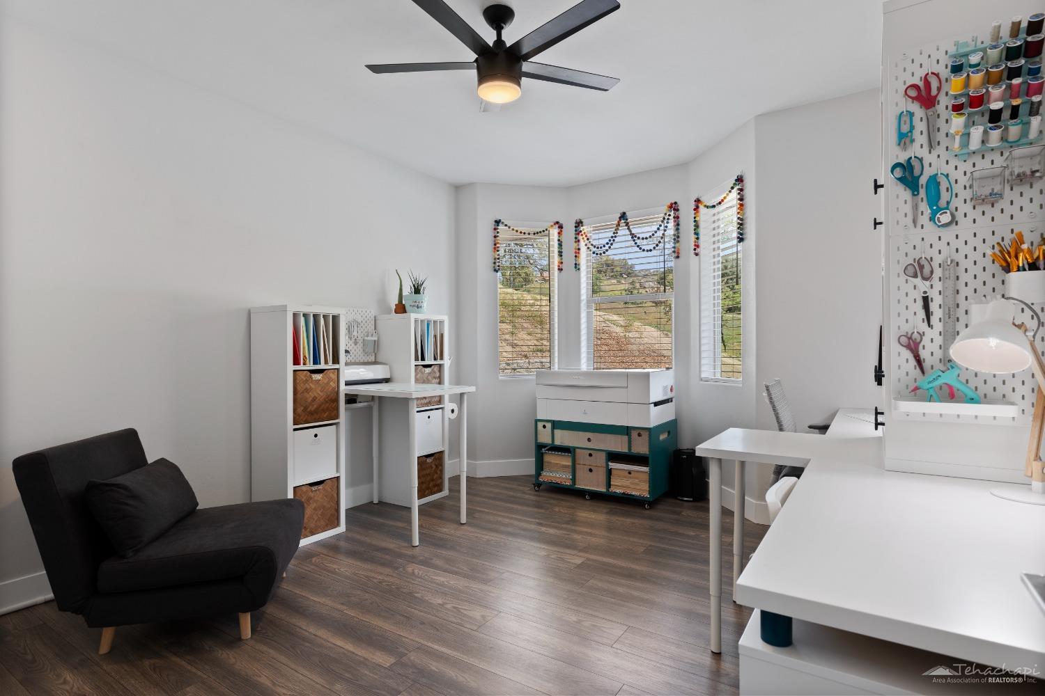 26004 Bear Valley Road Tehachapi, CA 93561 - Photo 42 of 52 Gallery Image 42