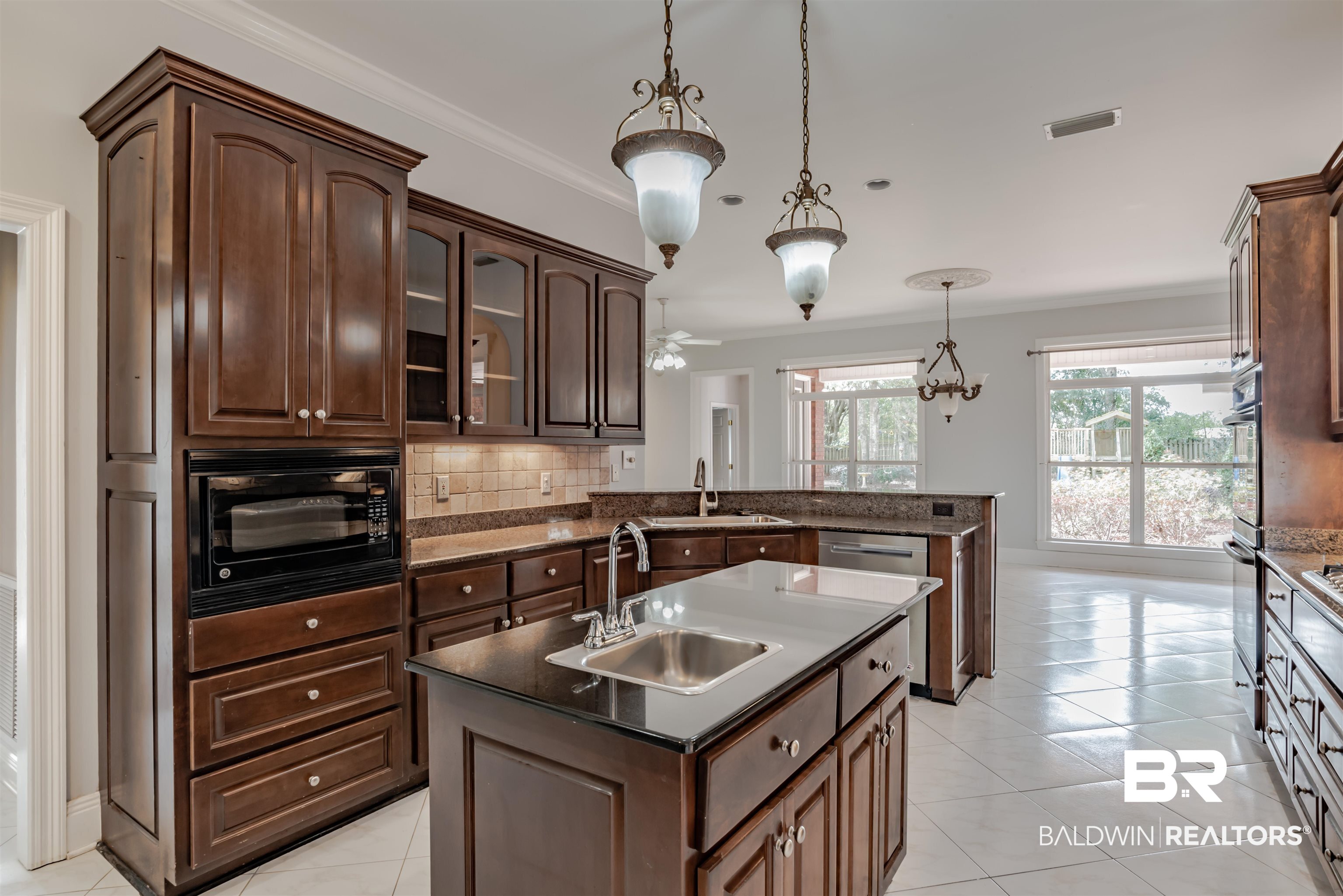 8831 Kenston Court Mobile, AL 36619 - Photo 10 of 38