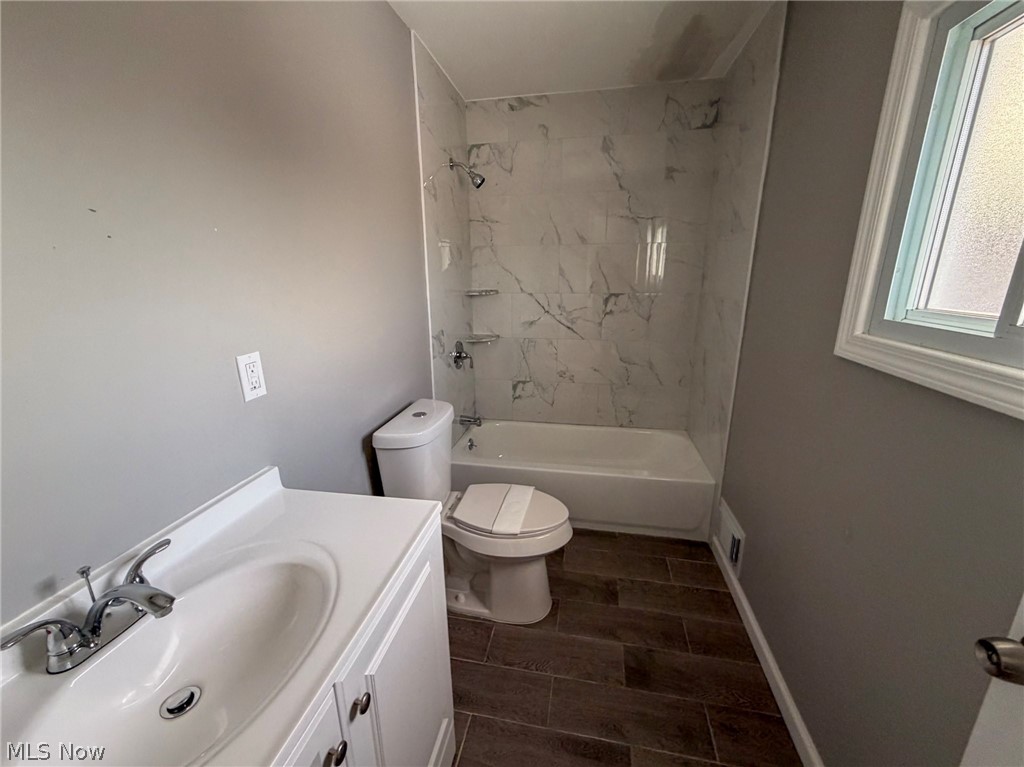 252 State Street Struthers, OH 44471 - Photo 9 of 20