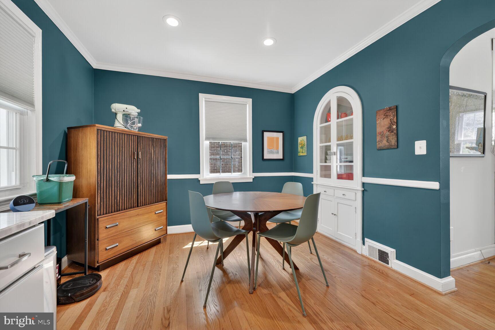 617 Gist Avenue Silver Spring, MD 20910 - Photo 16 of 31 Dining area with timeless built-in!