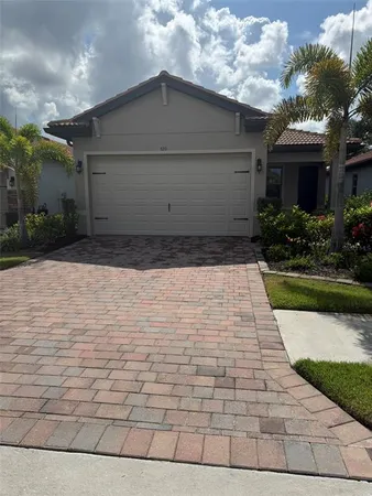 $394,900 | 120 Moscata Way, Nokomis, FL 34275