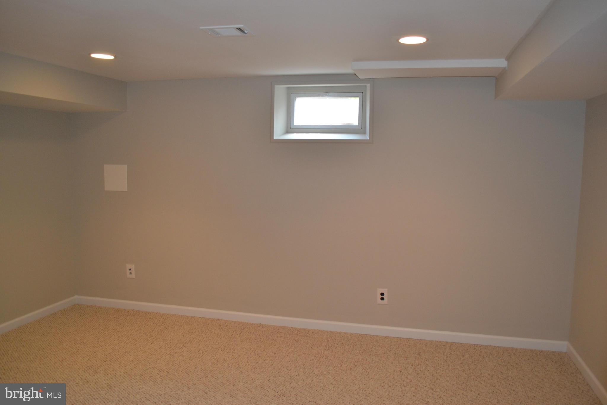 1002 Valewood Road Towson, MD 21286 - Photo 21 of 30 Bedroom #5 in Lower Lvl