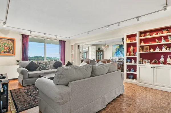 $485,000 | 280 Boylston Street, Unit 904, Newton, MA 02467