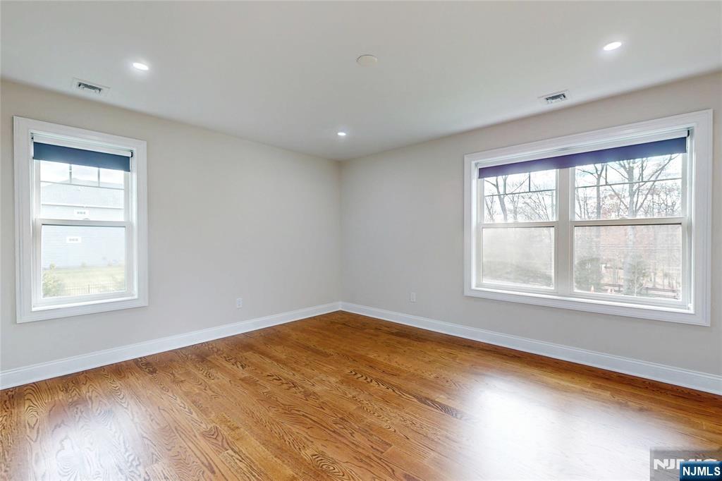 19 Meadowbrook Road Upper Saddle River, NJ 07458 - Photo 29 of 47 an empty room with a window