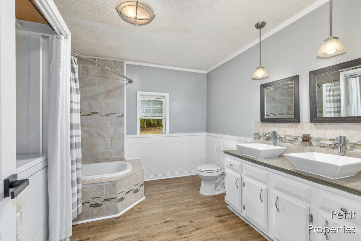 5155 18 Mile Road Barryton, MI 49305 - Photo 16 of 31 IMG_1012