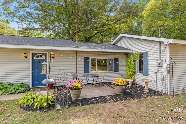 $207,900 | 5155 18 Mile Road, Barryton, MI 49305