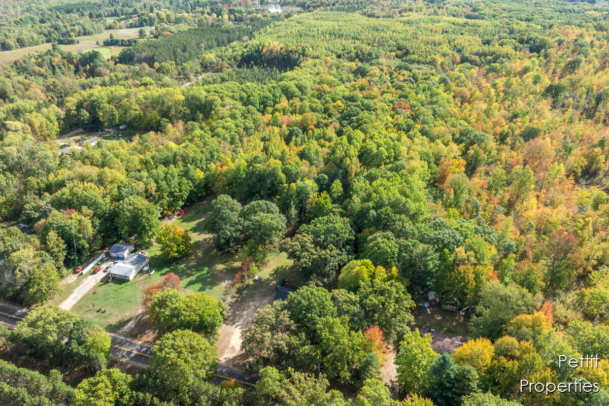 5155 18 Mile Road Barryton, MI 49305 - Photo 25 of 31 IMG_1022