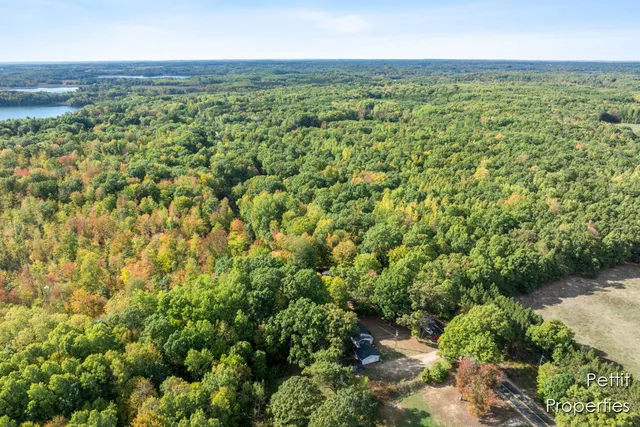 $207,900 | 5155 18 Mile Road, Barryton, MI 49305