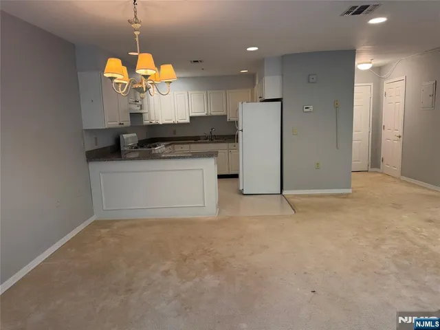 $286,190 | 401 Dercole Court, Unit T127, Norwood, NJ 07648