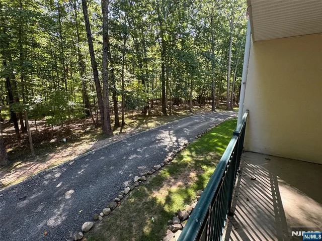 $286,190 | 401 Dercole Court, Unit T127, Norwood, NJ 07648