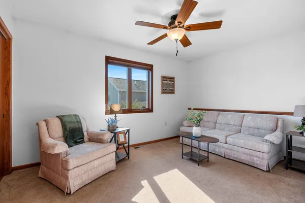 $559,900 | 3341 Mockingbird Way, Oshkosh, WI 54904