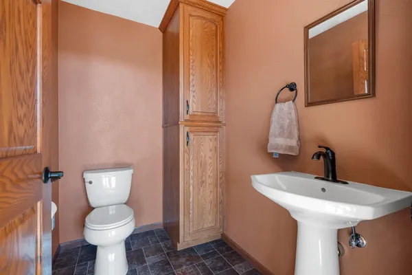 $559,900 | 3341 Mockingbird Way, Oshkosh, WI 54904