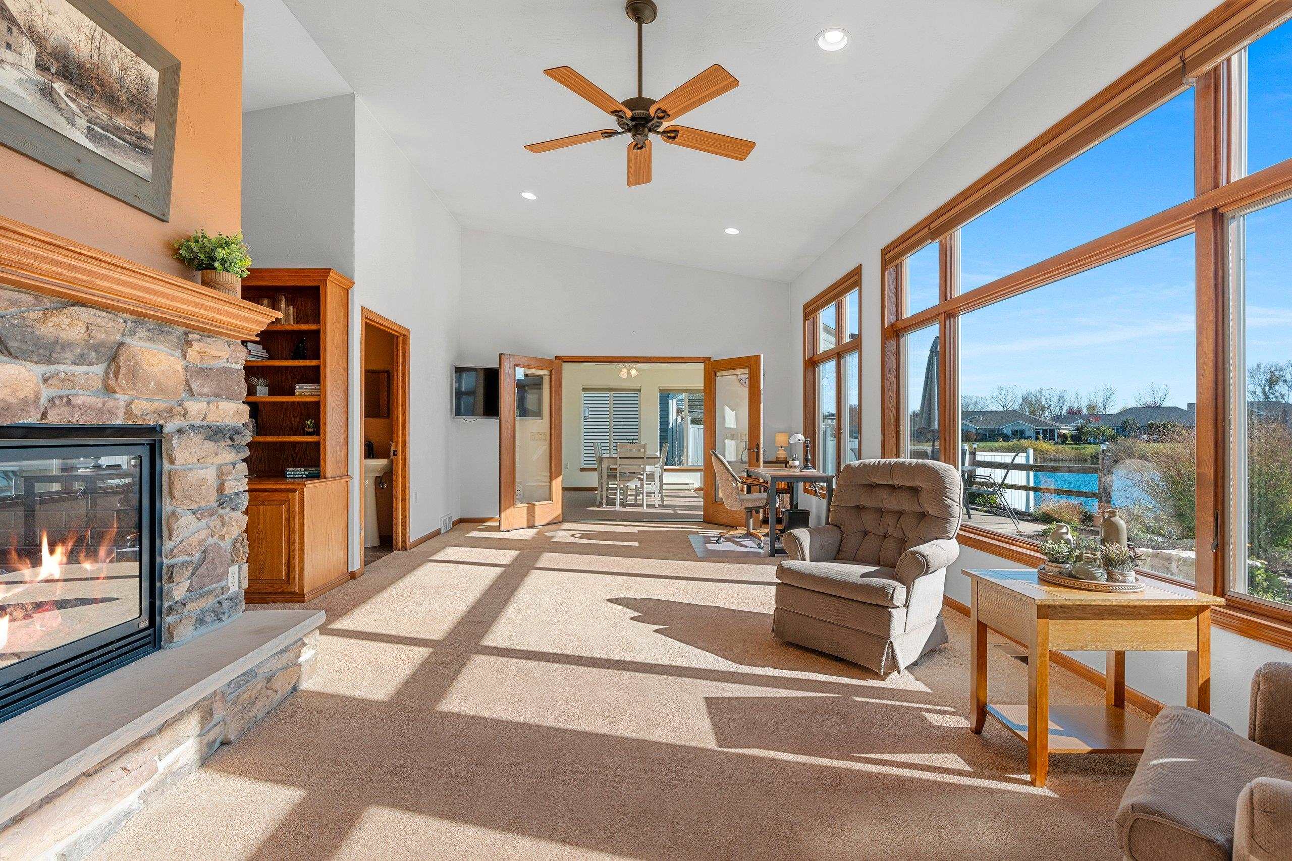 3341 Mockingbird Way Oshkosh, WI 54904 - Photo 4 of 66