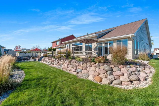 $559,900 | 3341 Mockingbird Way, Oshkosh, WI 54904