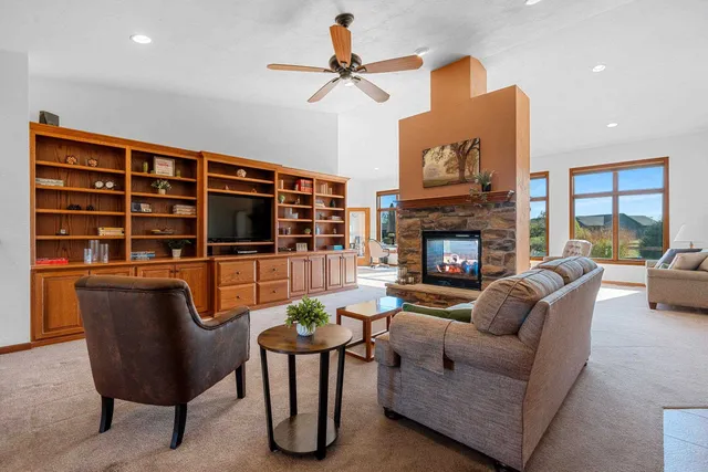 $559,900 | 3341 Mockingbird Way, Oshkosh, WI 54904