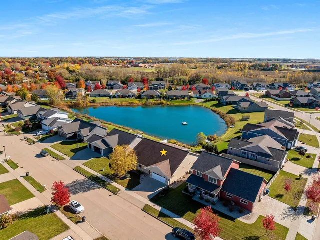 $559,900 | 3341 Mockingbird Way, Oshkosh, WI 54904