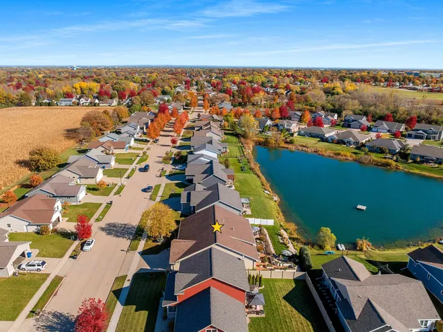 $559,900 | 3341 Mockingbird Way, Oshkosh, WI 54904