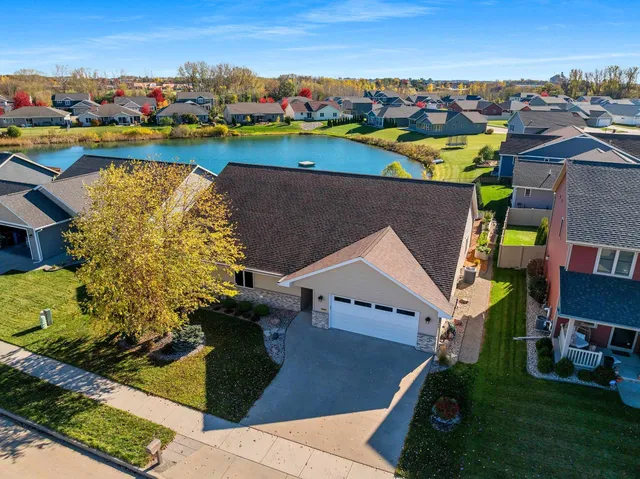 $559,900 | 3341 Mockingbird Way, Oshkosh, WI 54904