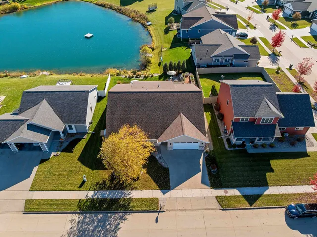 $559,900 | 3341 Mockingbird Way, Oshkosh, WI 54904