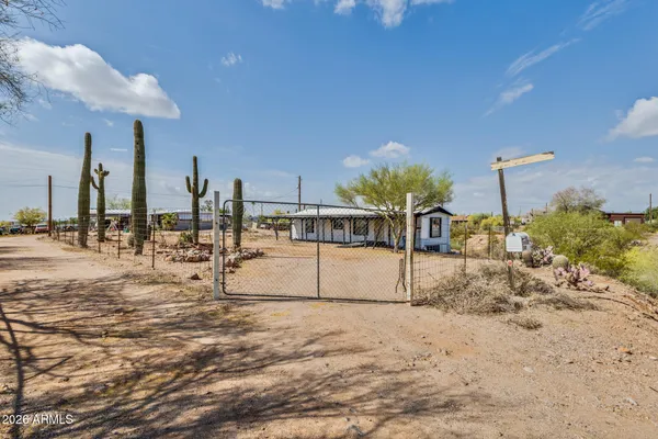 $329,000 | 251 North Starr Road, Apache Junction, AZ 85119