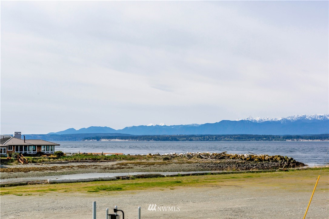 3548 Shell Street Greenbank, WA 98253 - Photo 36 of 39 Gallery Image 36