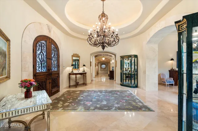 $10,495,000 | 6402 East Chaparral Road, Paradise Valley, AZ 85253