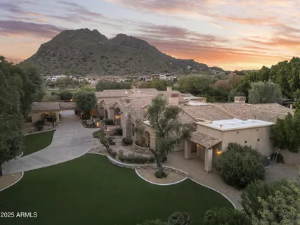 $10,495,000 | 6402 East Chaparral Road, Paradise Valley, AZ 85253