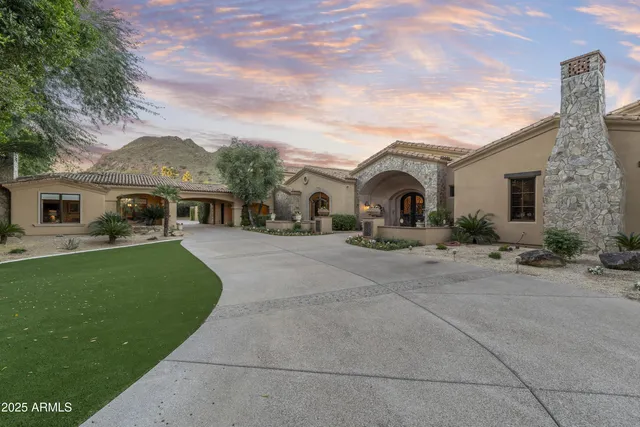 $10,495,000 | 6402 East Chaparral Road, Paradise Valley, AZ 85253