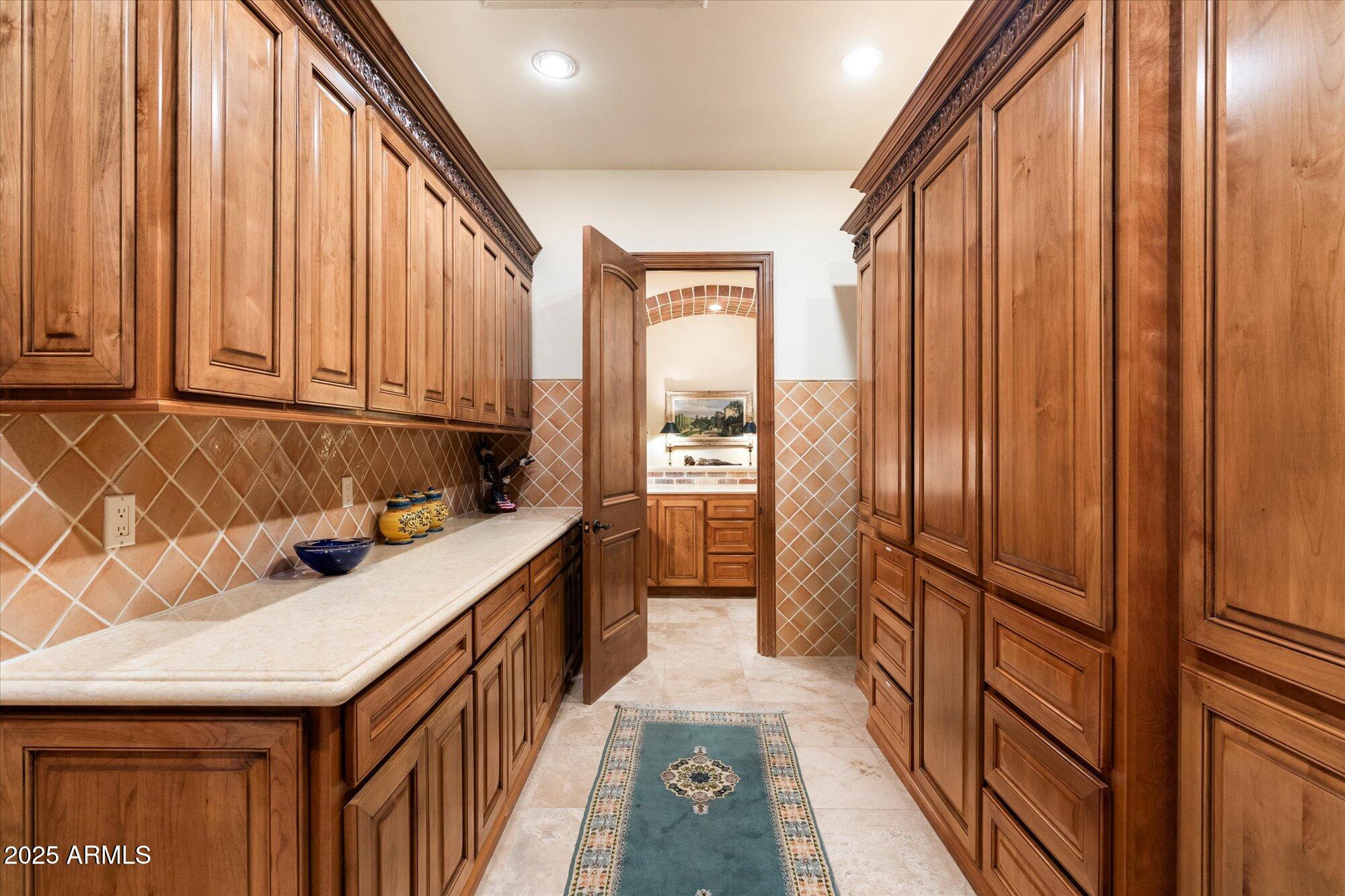 6402 East Chaparral Road Paradise Valley, AZ 85253 - Photo 25 of 125 026-Pantry to Bar