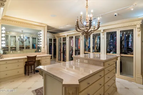 $10,495,000 | 6402 East Chaparral Road, Paradise Valley, AZ 85253