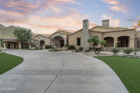 $10,495,000 | 6402 East Chaparral Road, Paradise Valley, AZ 85253