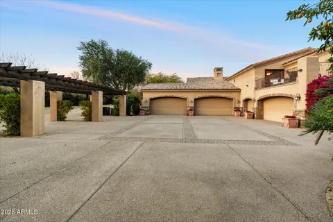 $10,495,000 | 6402 East Chaparral Road, Paradise Valley, AZ 85253