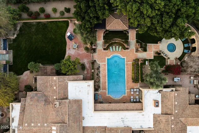 $10,495,000 | 6402 East Chaparral Road, Paradise Valley, AZ 85253