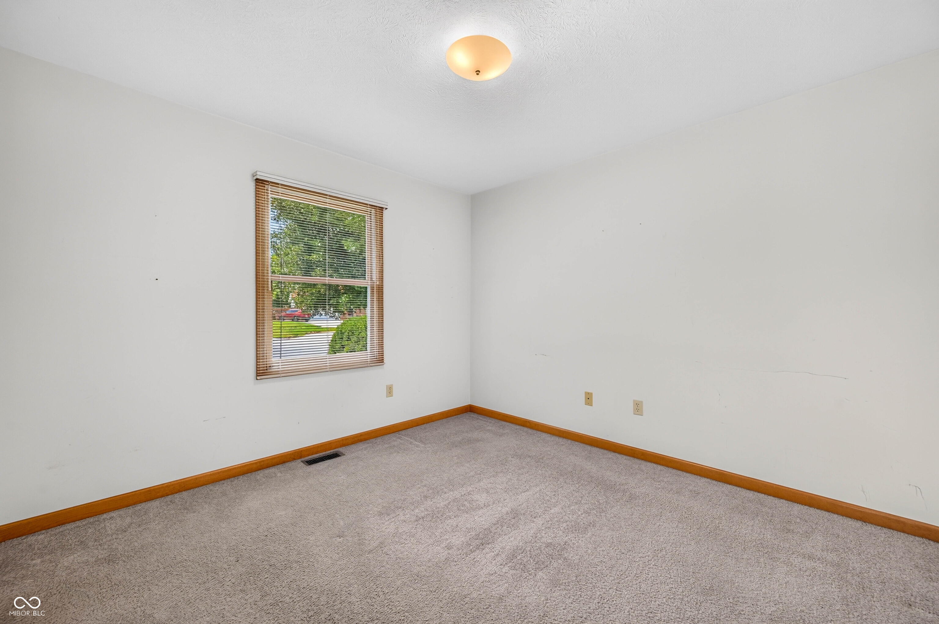 2530 Cedar Ridge Drive Columbus, IN 47203 - Photo 35 of 48