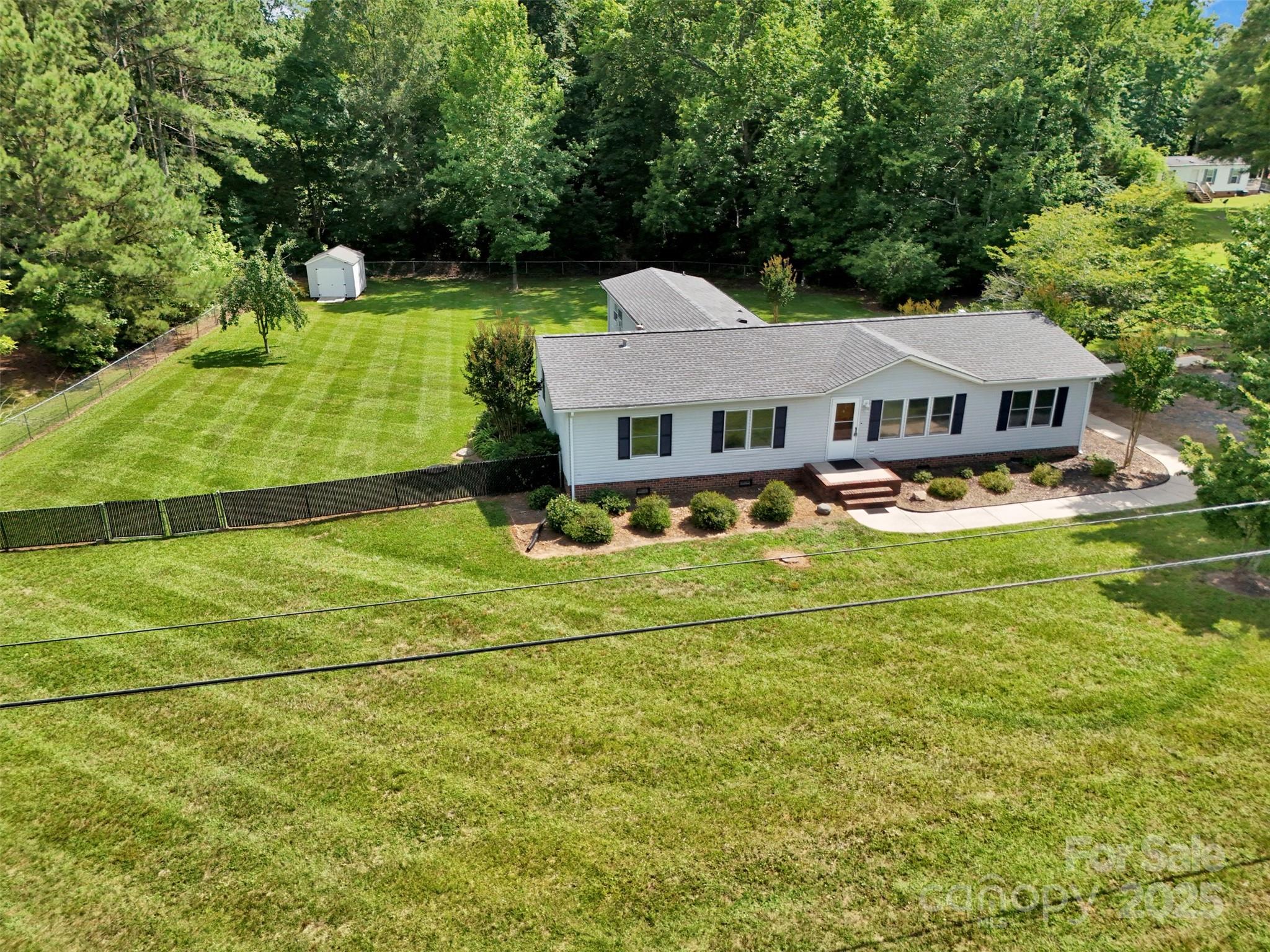 329 West Red Cross Rd