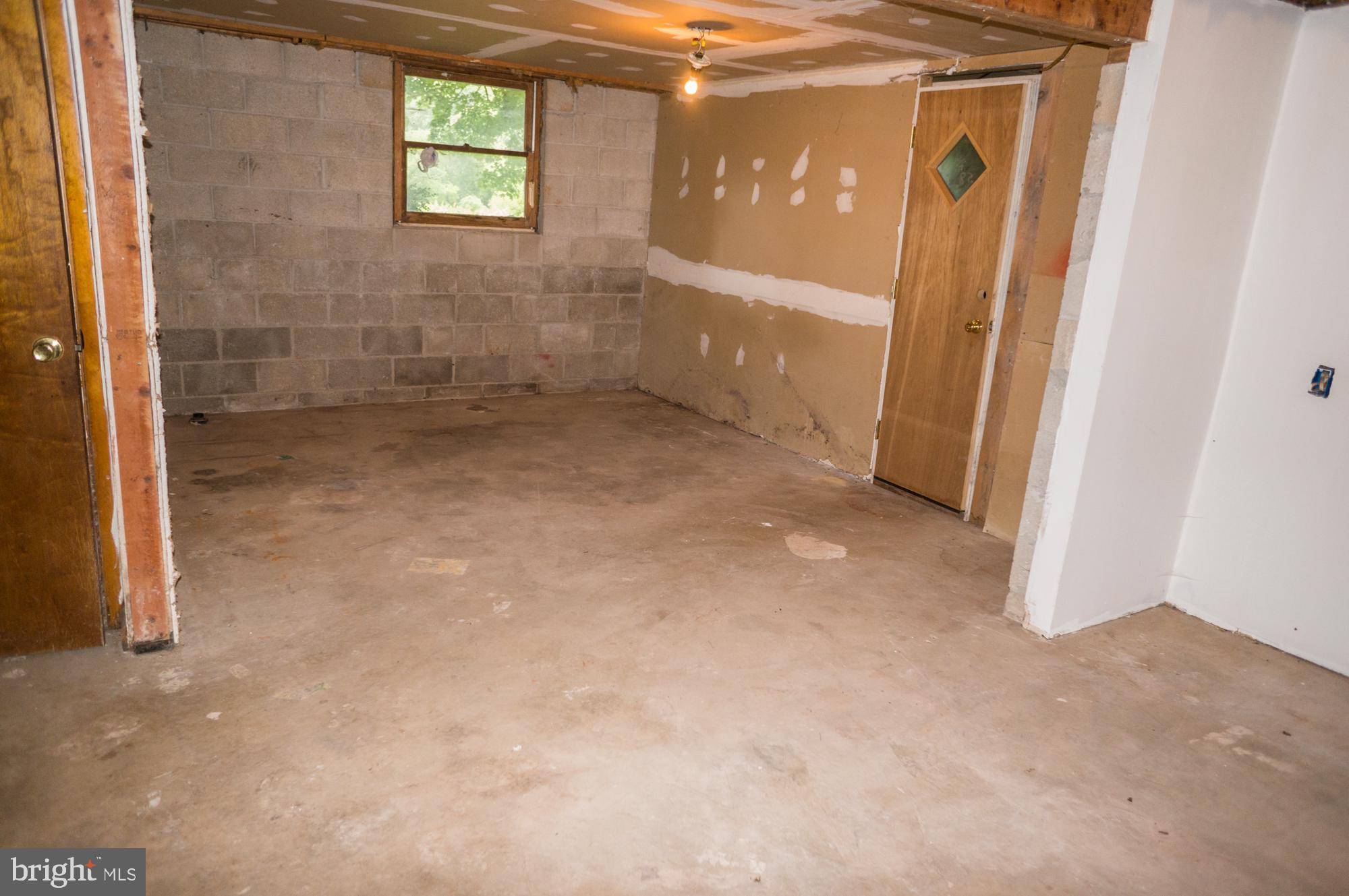 7781 Simpson Road Glen Rock, PA 17327 - Photo 29 of 56 Gallery Image 29