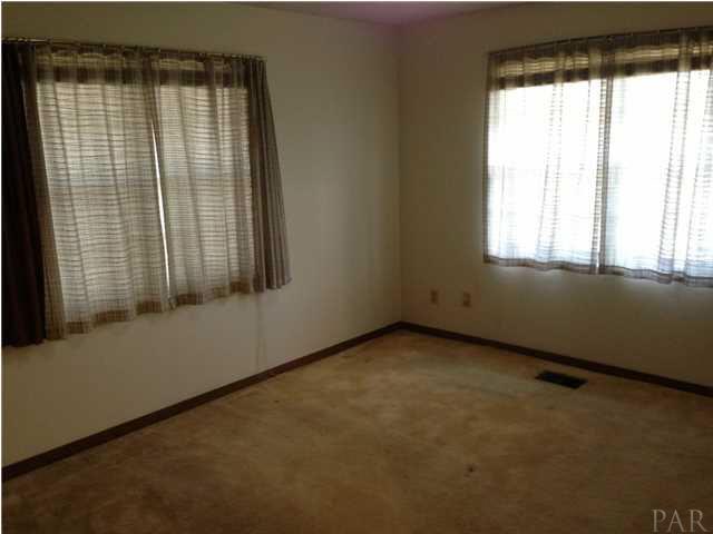 7495 Gunter Road Pensacola, FL 32526 - Photo 18 of 25 Guest bedroom #2 on second level