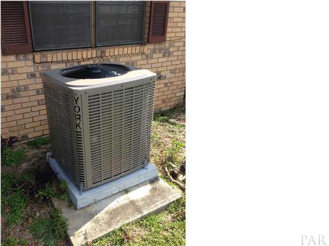 7495 Gunter Road Pensacola, FL 32526 - Photo 22 of 25 Updated HVA/C system in July 2012