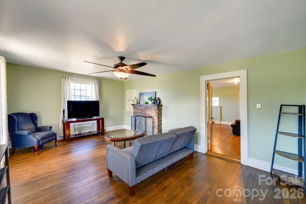 $299,000 | 6362 Sherrills Ford Road, Catawba, NC 28609